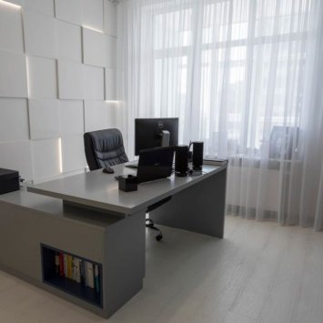 Офисная мебель - фото