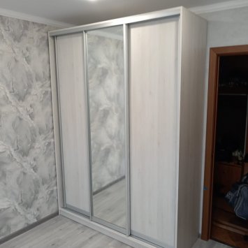 Шкафы-купе - фото